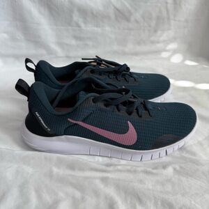 Nike Flex Experience RN 12‎ in Navy and Plum